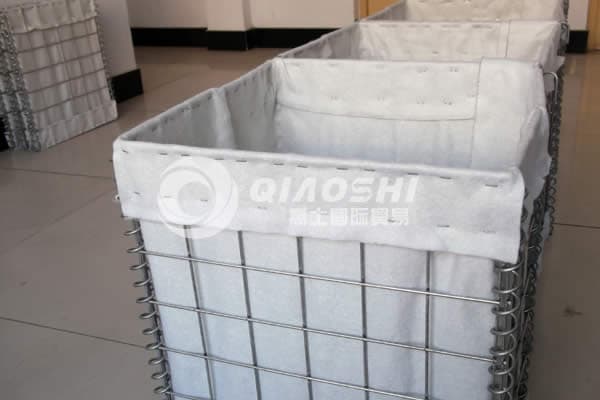 Weld mesh against blast defencive military barrier_QIAOSHI_